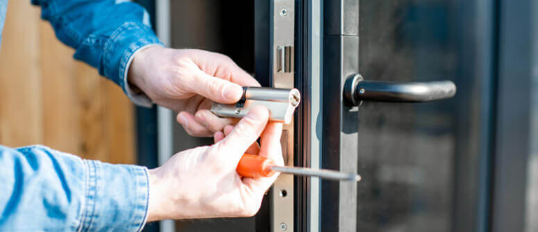 Commercial Locksmith Stanton